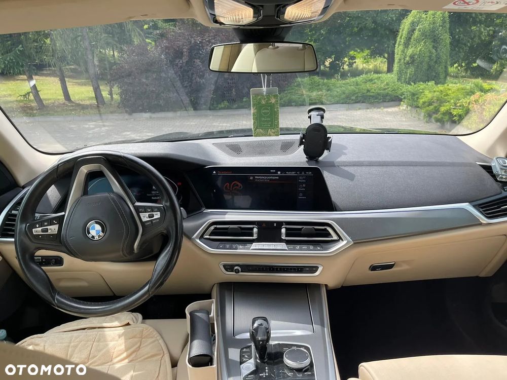 BMW X5 xDrive25d - 17