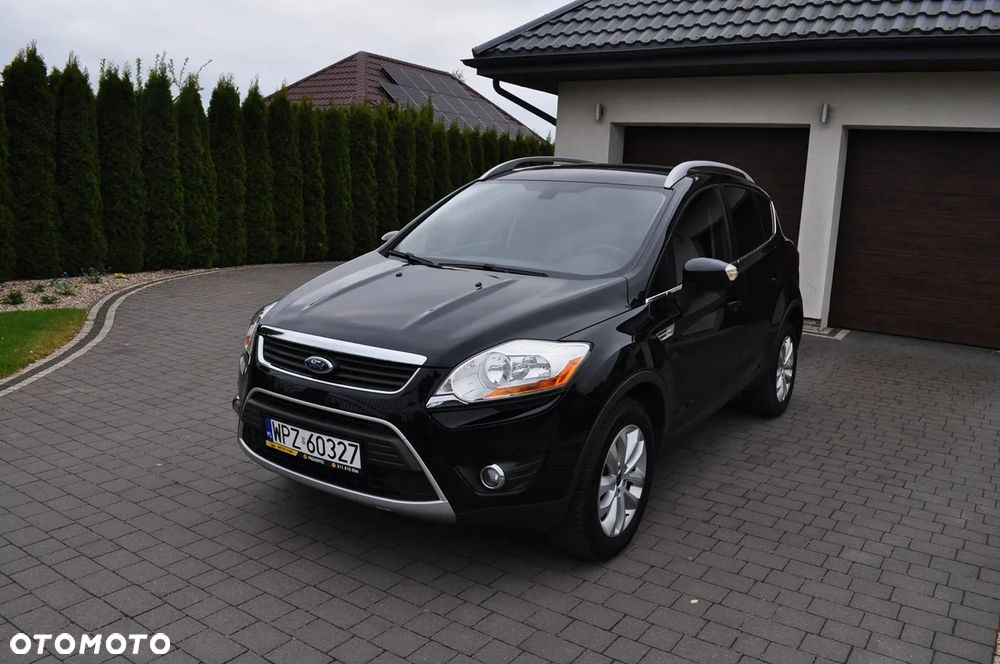 Ford Kuga 2.0 TDCi 2x4 Titanium - 14