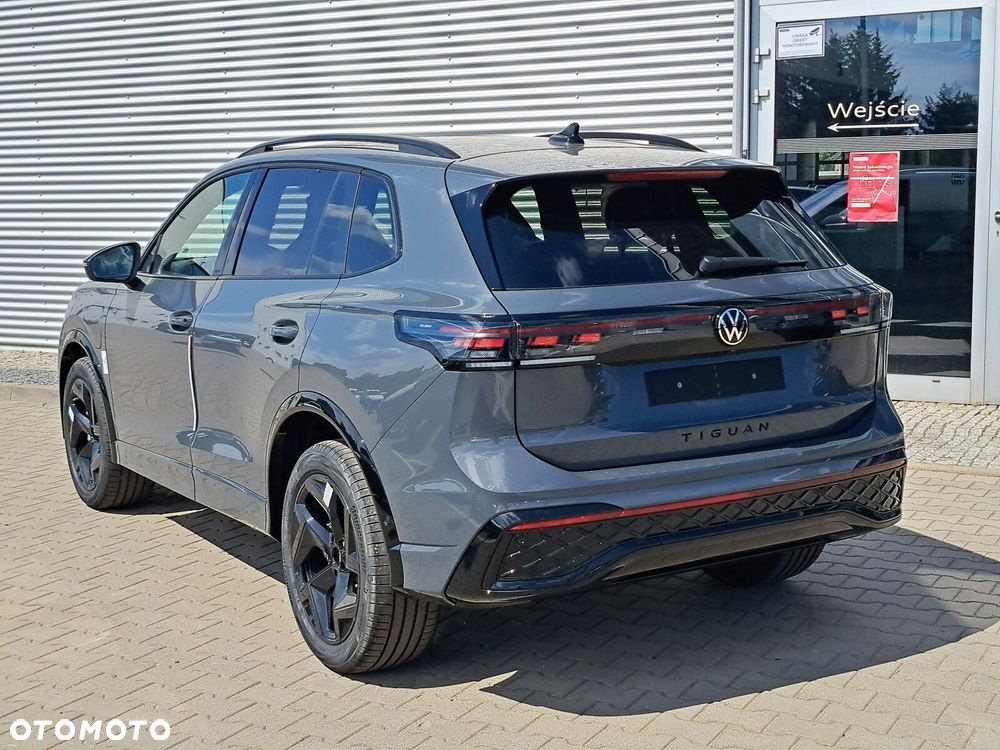 Volkswagen Tiguan - 5