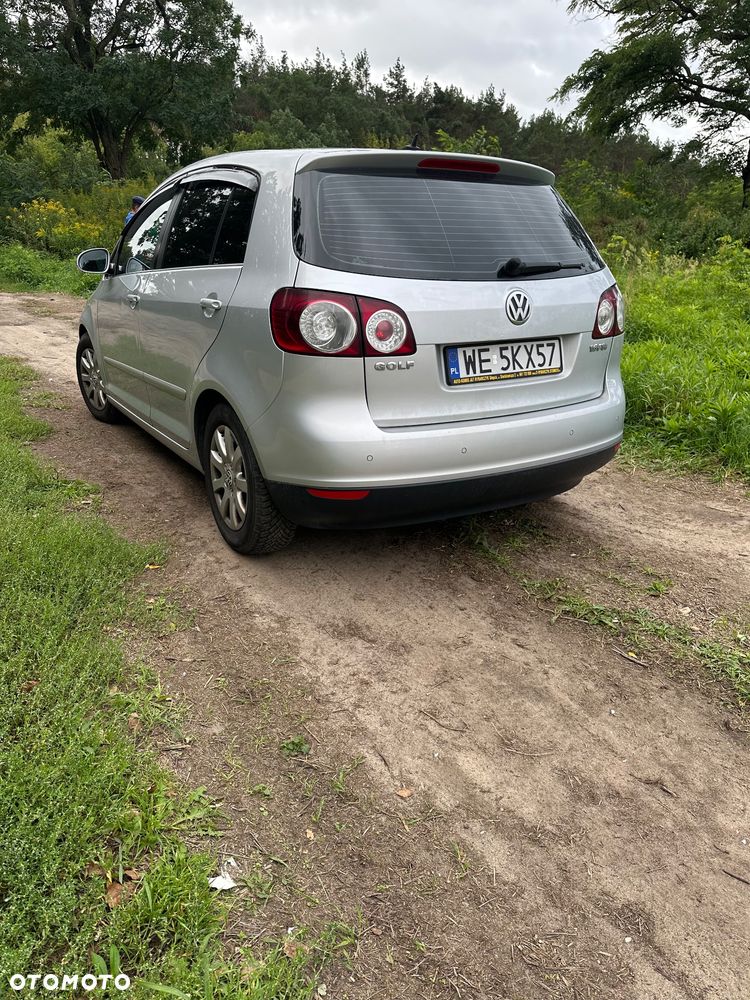 Volkswagen Golf 1.6 FSI Comfortline Tiptr - 4