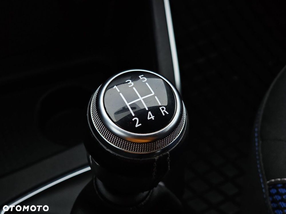 Dacia Duster 1.0 TCe SL Celebration - 27