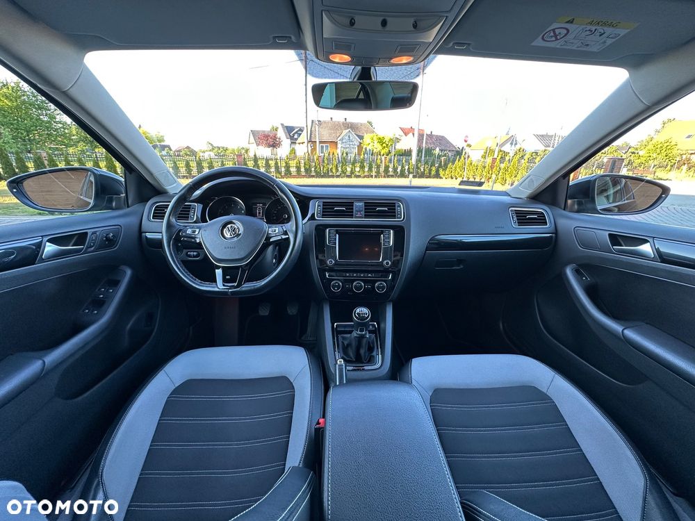 Volkswagen Jetta 1.4 TSI BMT Comfortline - 11