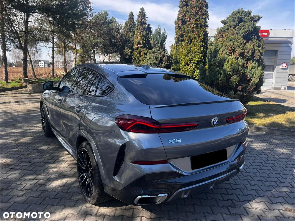 BMW X6 - 24