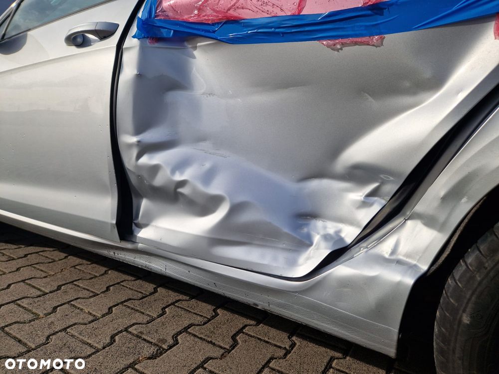 Volkswagen Golf 1.5 TSI BMT Trendline - 16