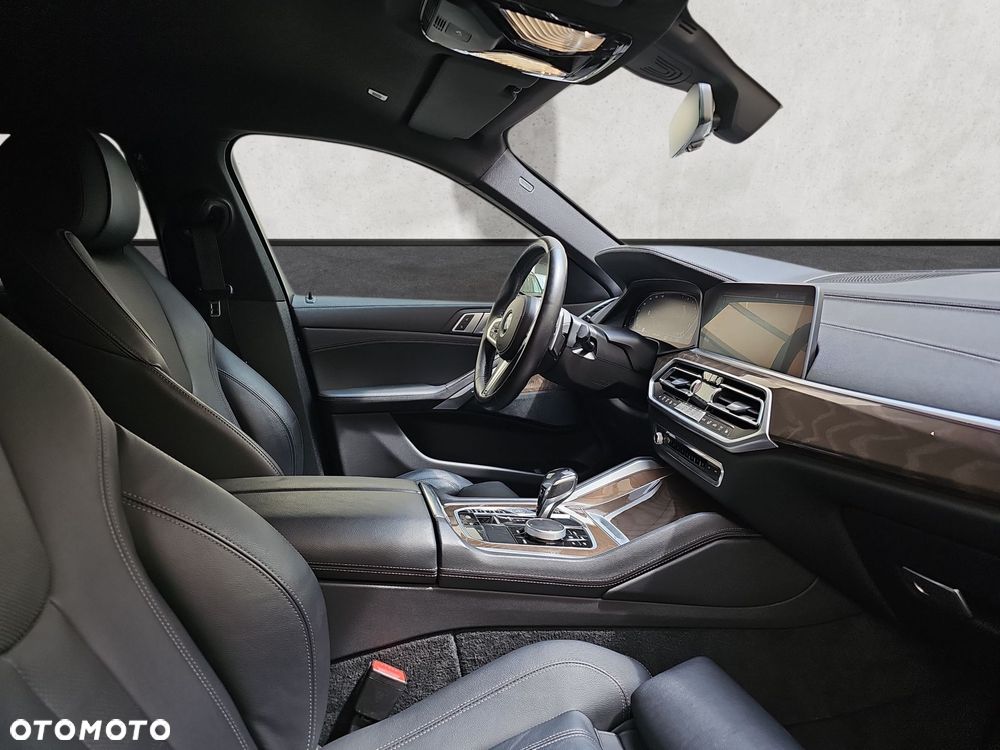BMW X6 - 25