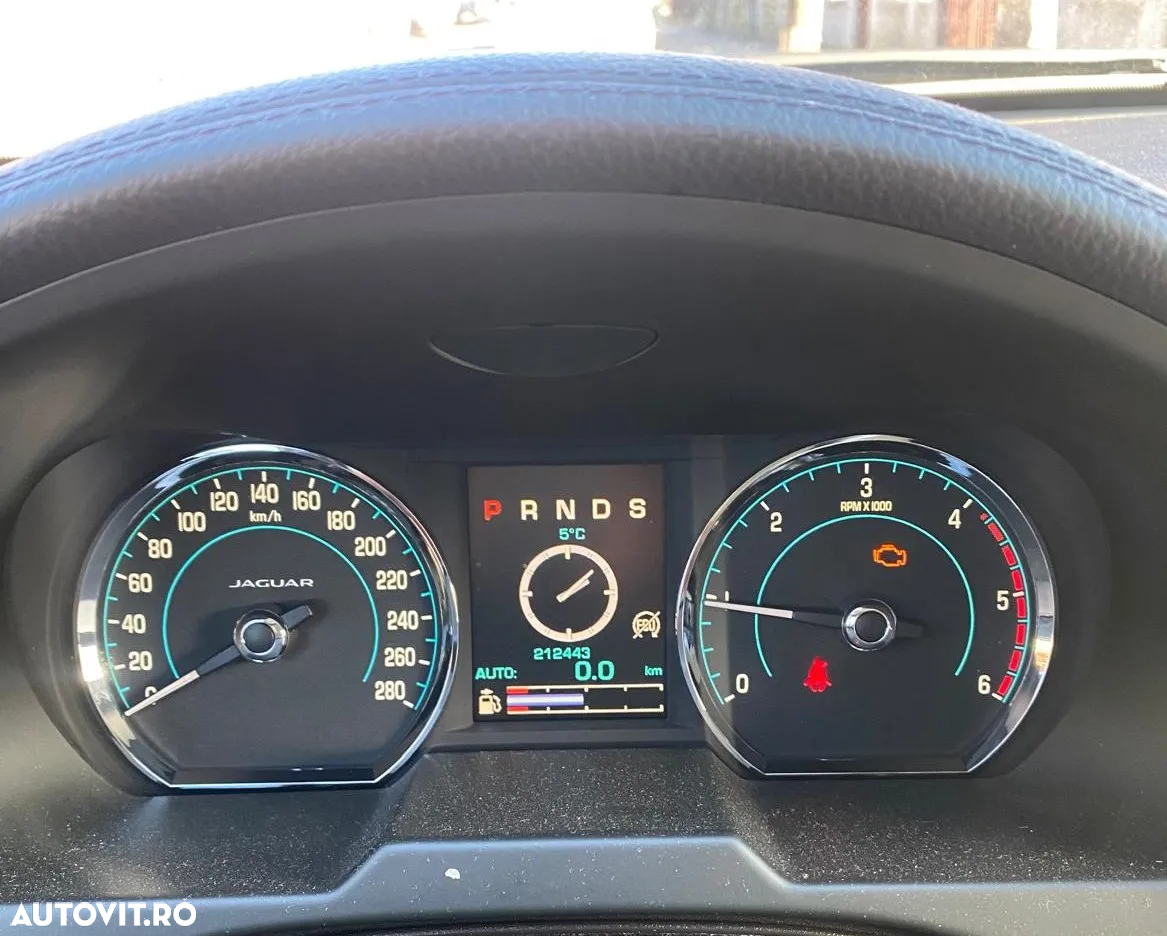 Jaguar XF 2.2 Diesel - 3