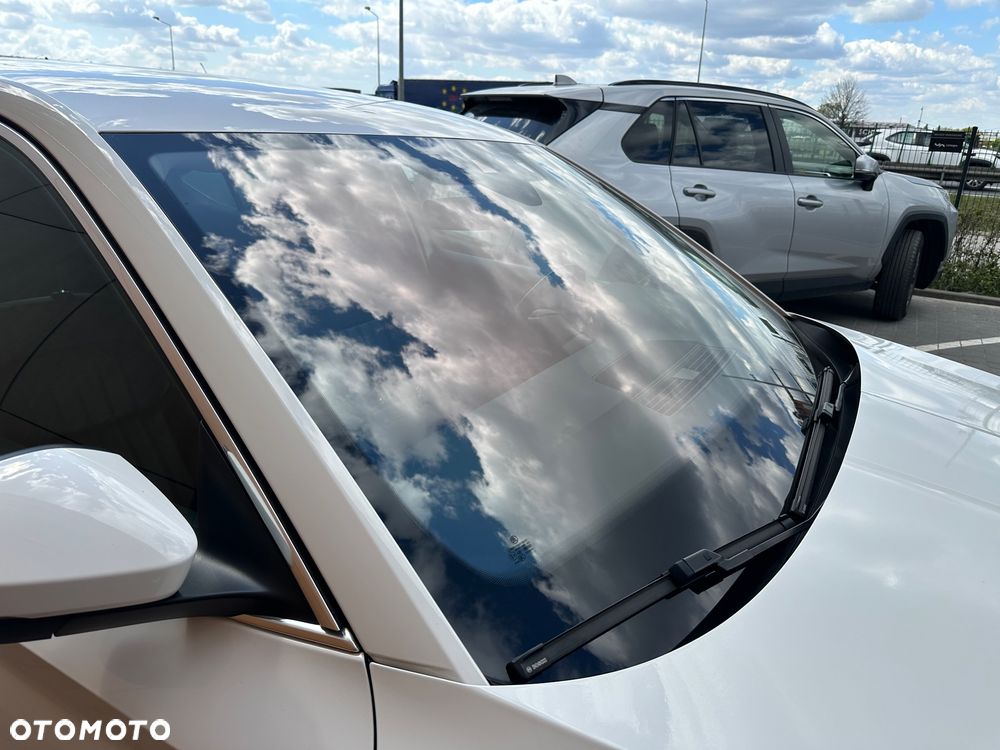 Skoda Superb 1.8 TSI L&K DSG - 17