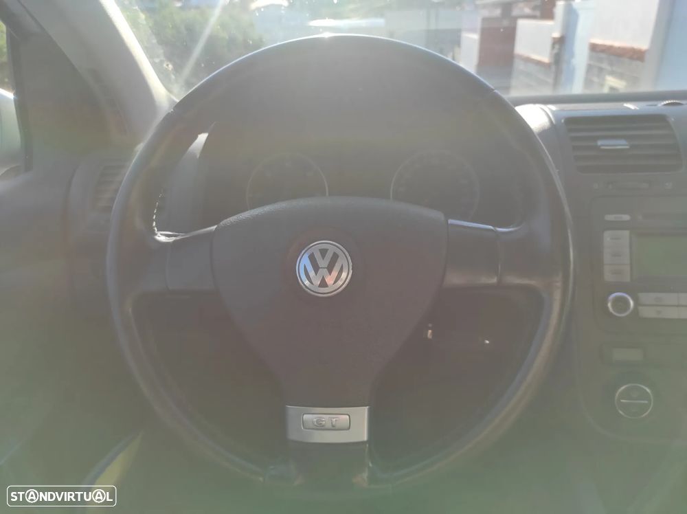 VW Golf 1.9 TDi 6V Trendline AC - 6