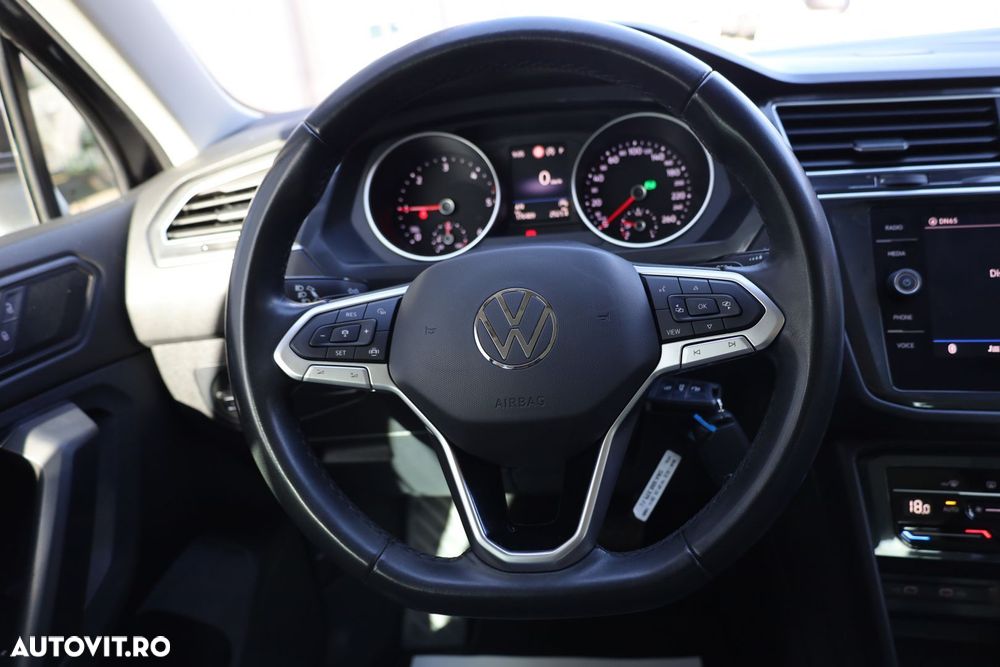 Volkswagen Tiguan - 15