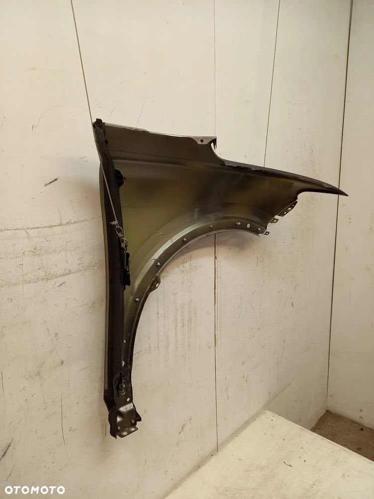 Audi Q4 89A Blotnik Lewy przedni przod - 6