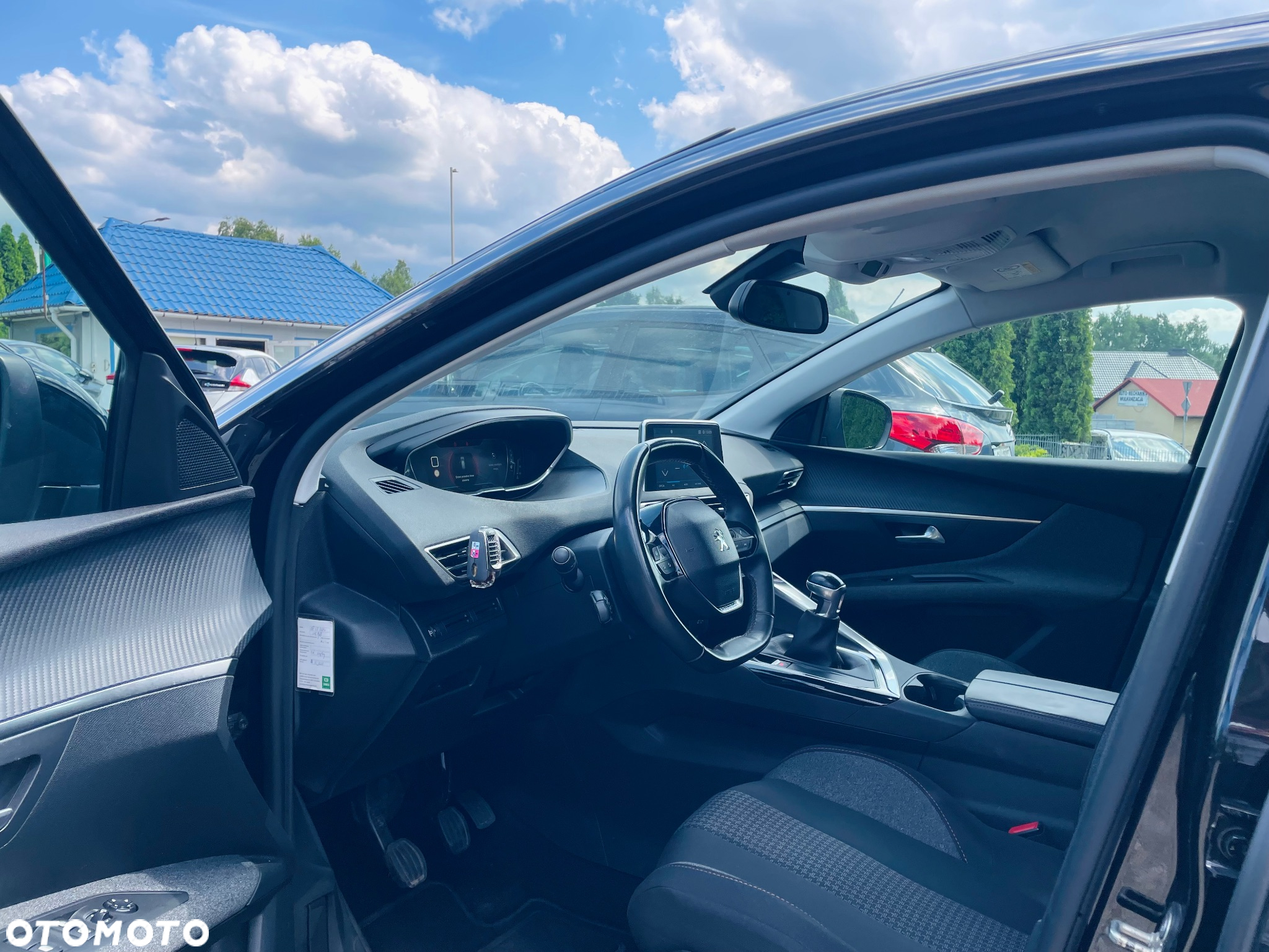 Peugeot 3008 1.2 PureTech Allure S&S - 11