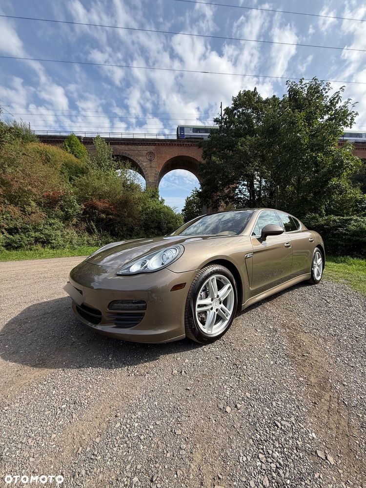 Porsche Panamera Platinum Edition PDK - 39