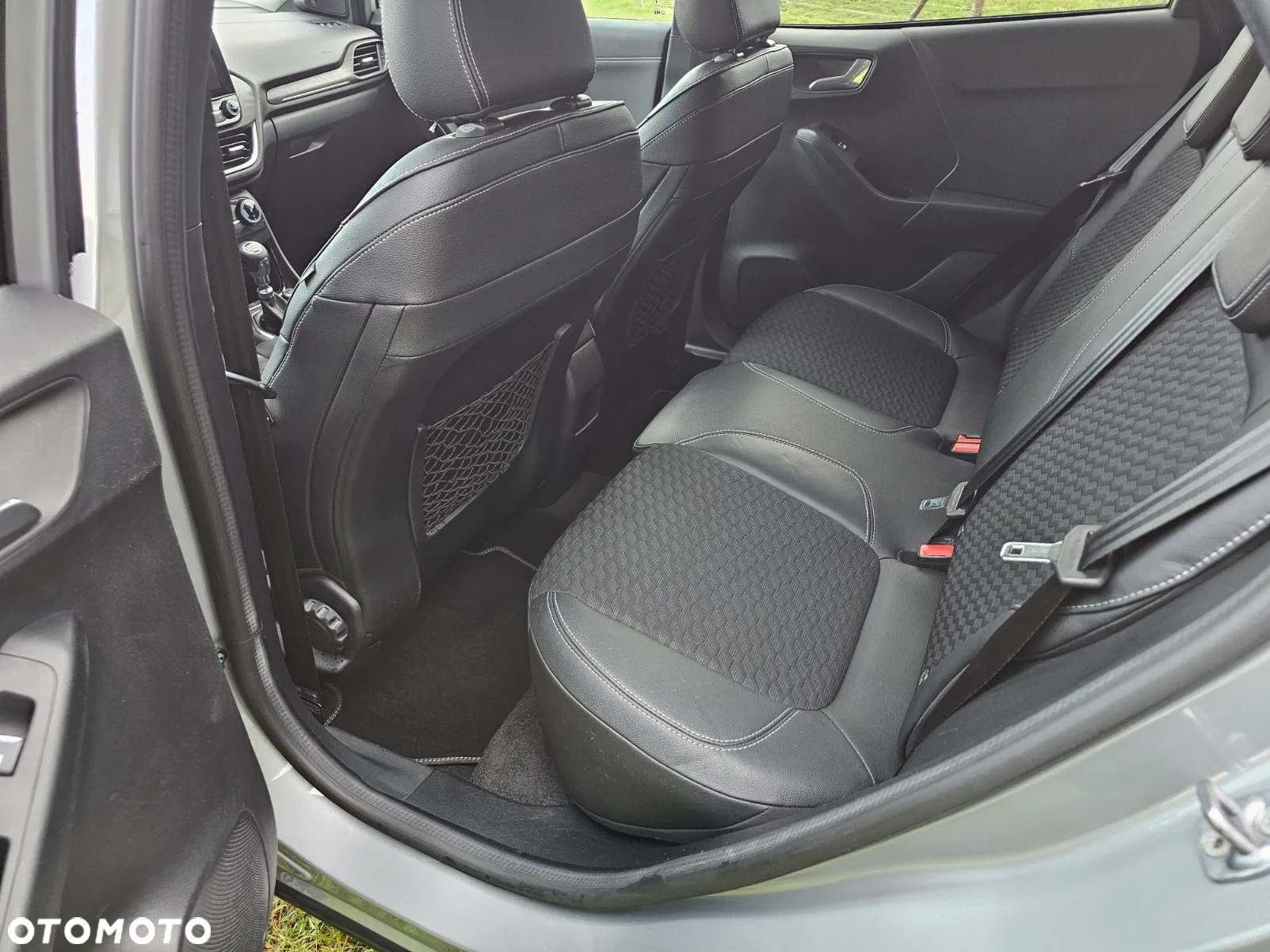 Ford Puma 1.0 EcoBoost Hybrid ST-LINE DESIGN - 9