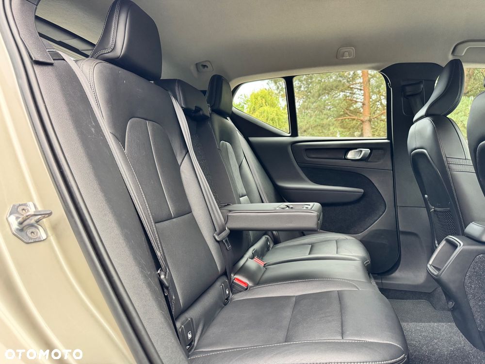 Volvo XC 40 D3 SCR Inscription - 25