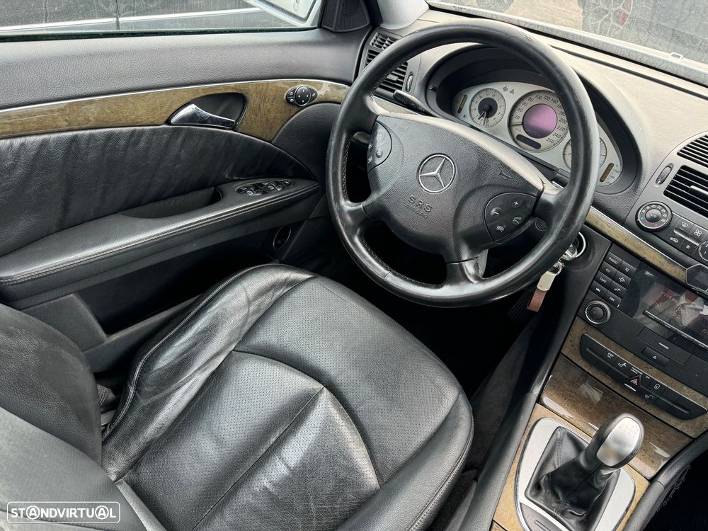 Mercedes-Benz E 220 CDi Avantgarde - 18