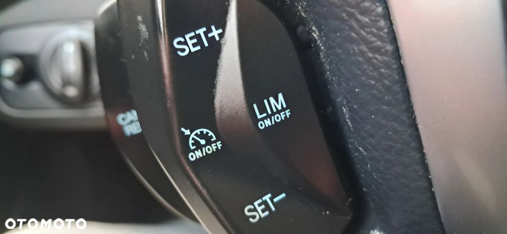 Ford Kuga 2.0 TDCi AWD Titanium - 28