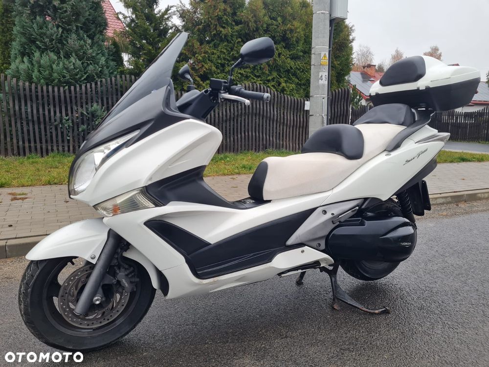 Honda Silver Wing - 1