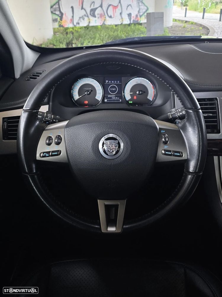 Jaguar XF 3.0 D V6 S Premium Luxury - 15