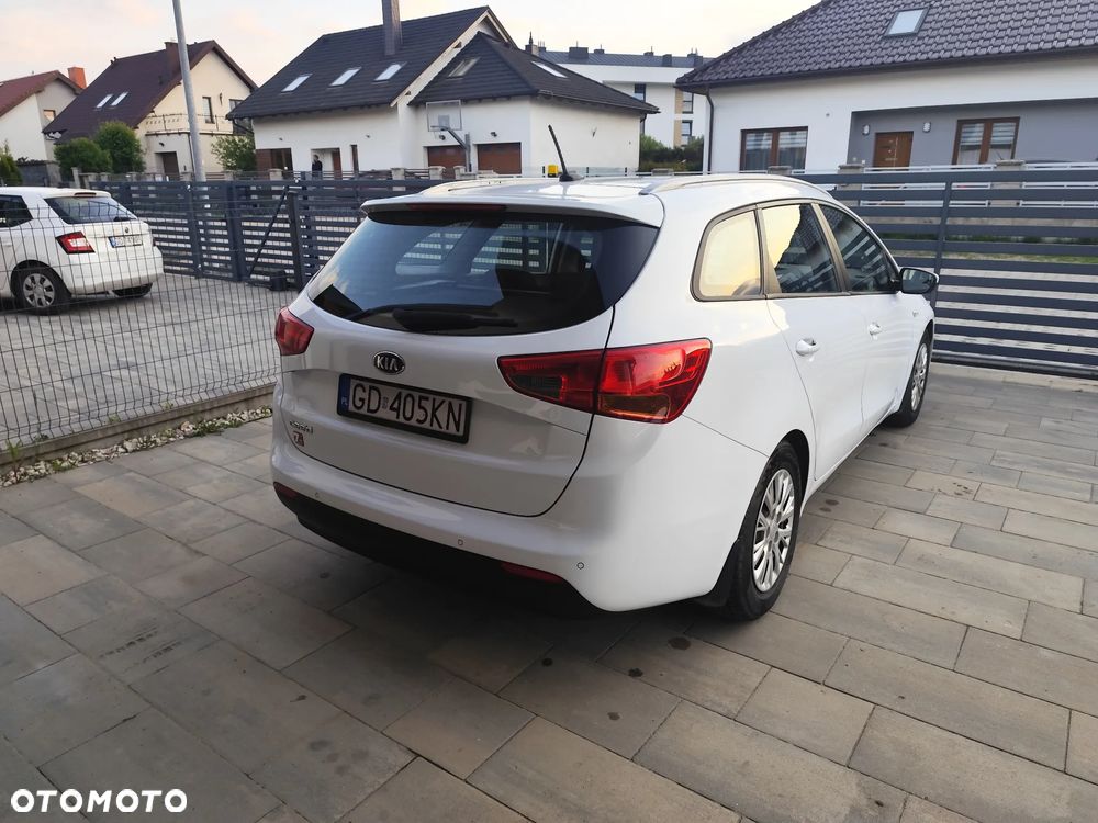 Kia Ceed 1.6 GDI Business Line - 6