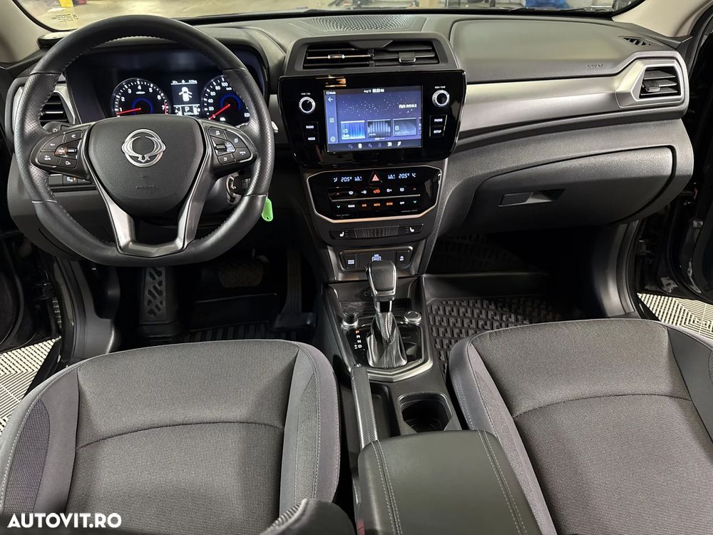 SsangYong Tivoli - 10
