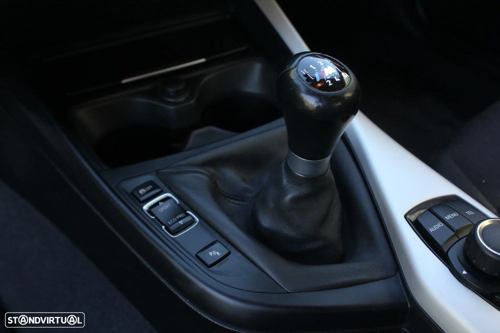 BMW 218 d Coupe Line Sport - 39