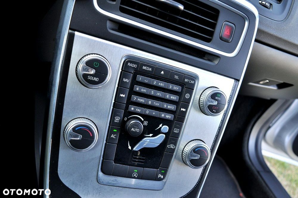 Volvo V60 D2 Ocean Race - 16