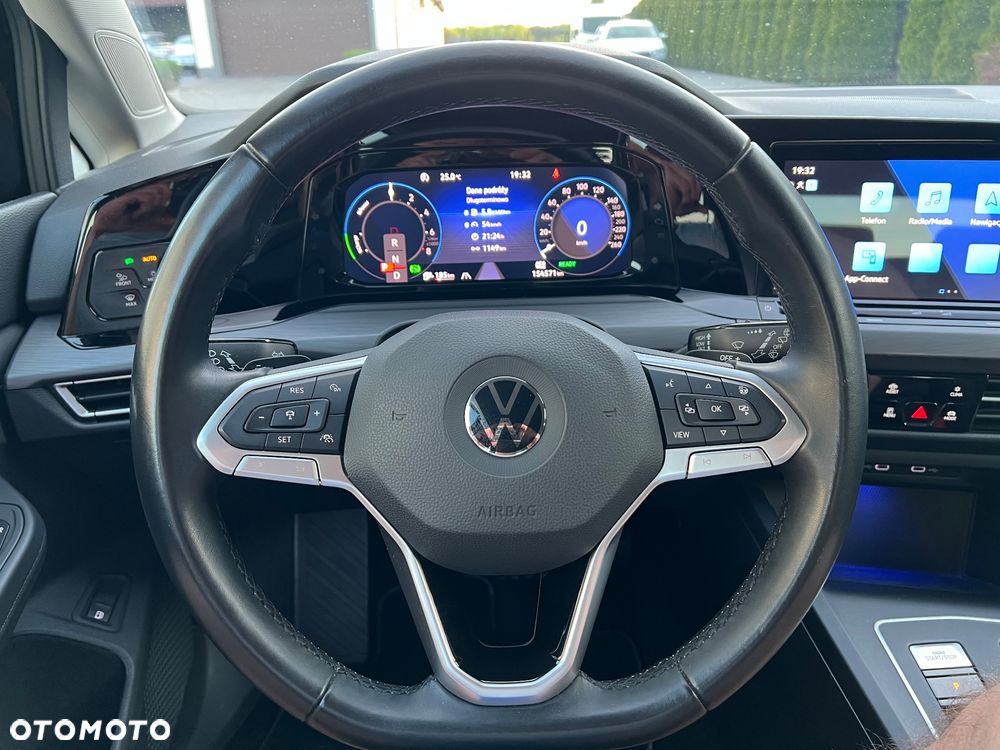 Volkswagen Golf - 29