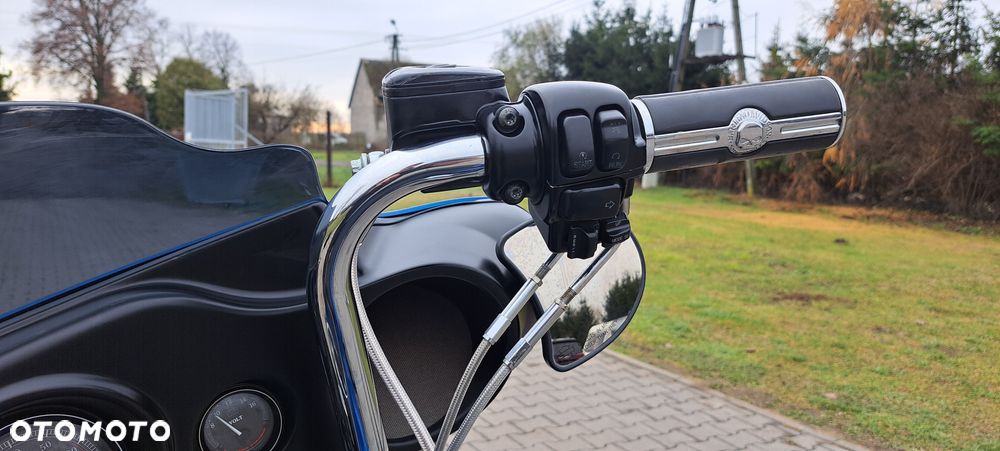 Harley-Davidson Touring Electra Glide - 11