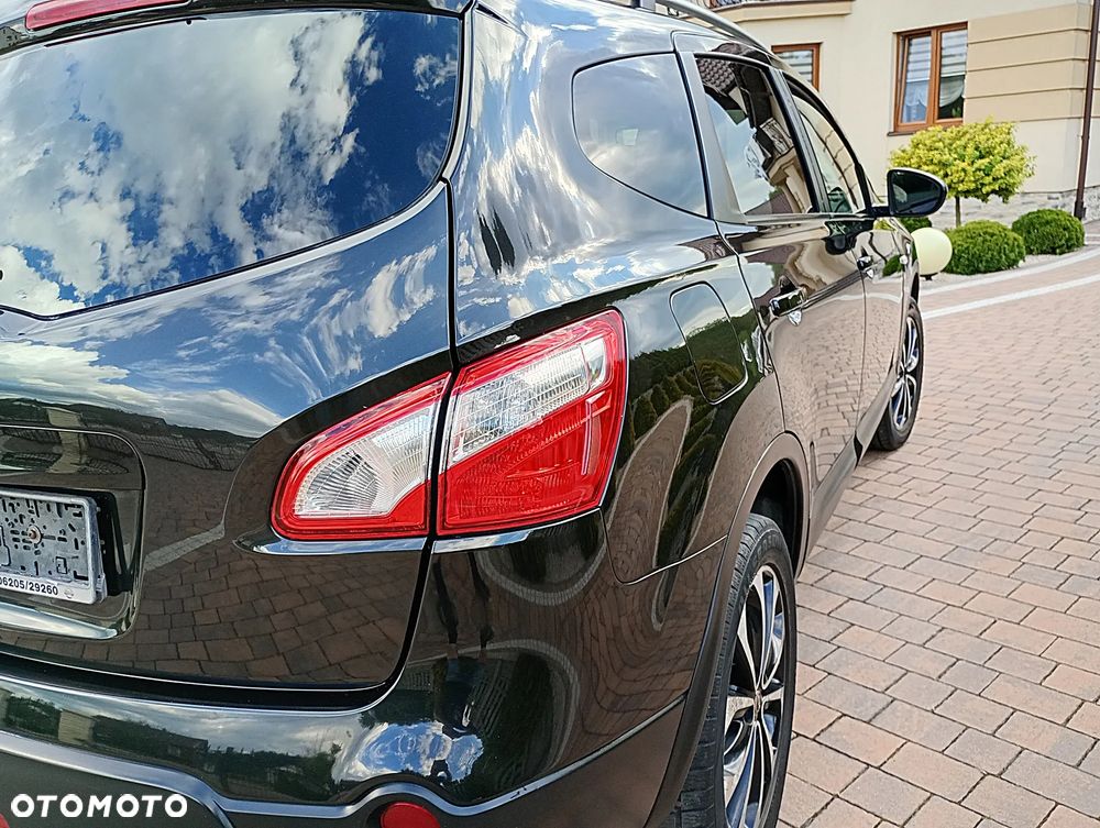 Nissan Qashqai+2 - 10