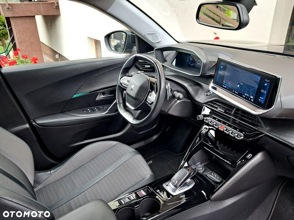 Peugeot 2008 BlueHDi 130 EAT8 Active - 30