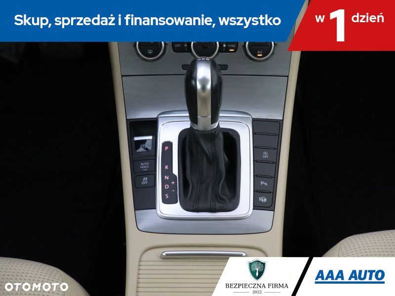 Volkswagen Passat Variant - 18