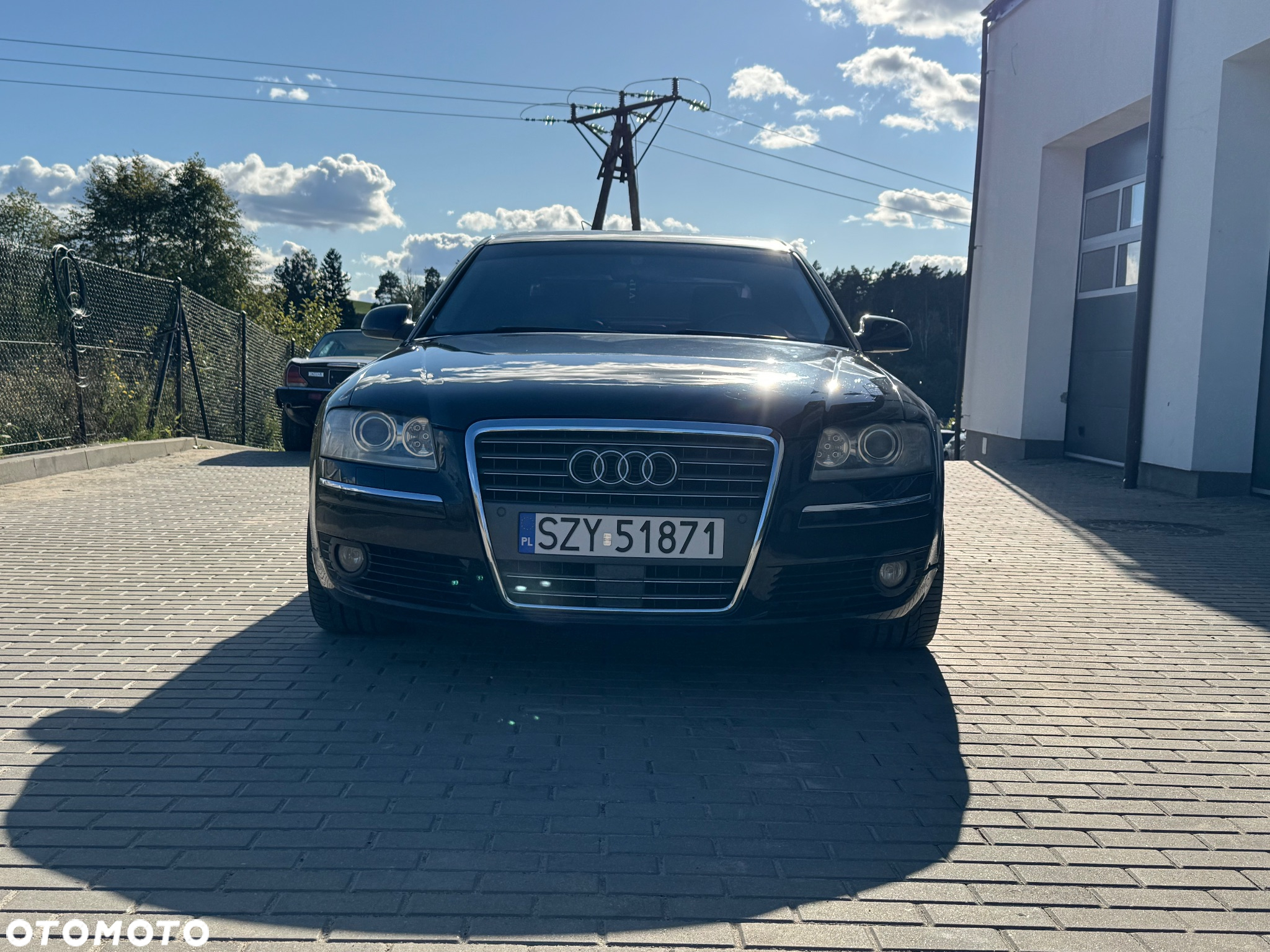 Audi A8 6.0 Quattro - 3
