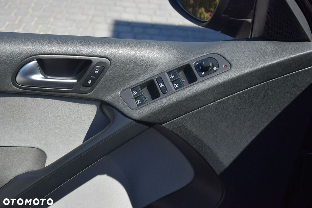 Volkswagen Tiguan 2.0 TDI BlueMot Trend&Fun - 32