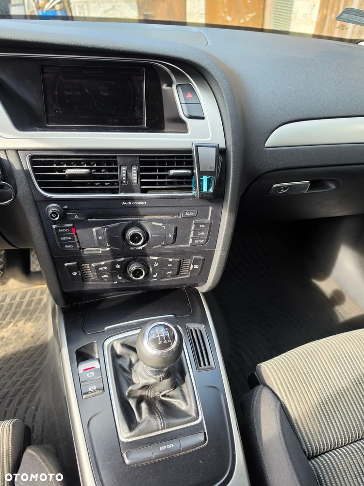 Audi A4 Limousine 2.0 TDI Quattro - 8