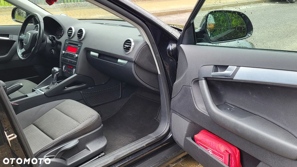 Audi A3 Sportback - 14