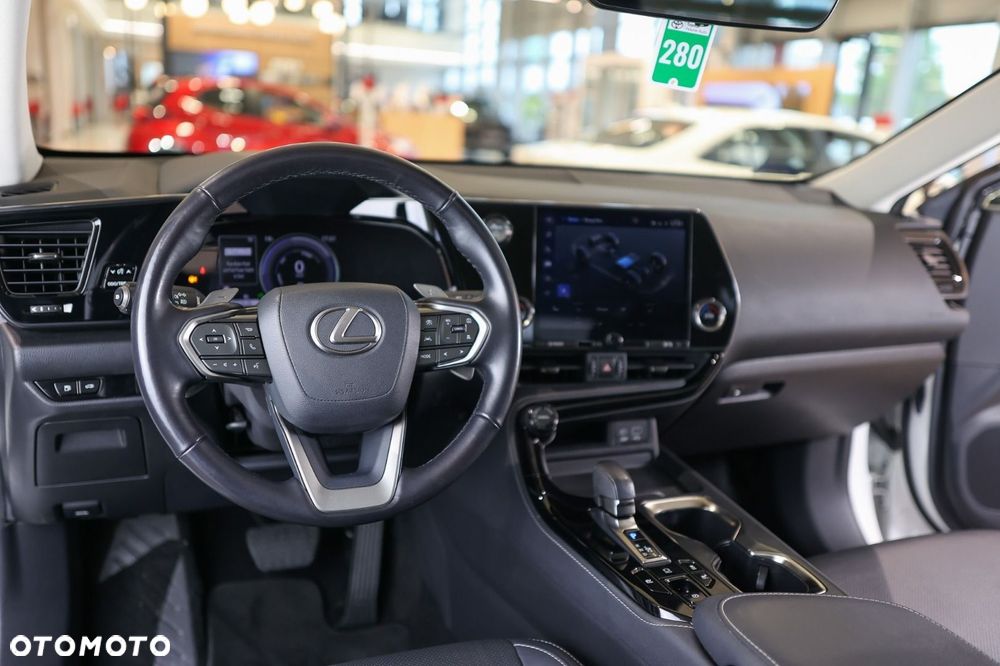 Lexus NX - 8