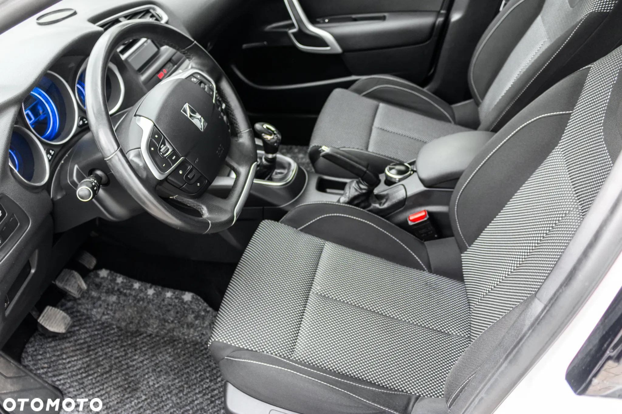 Citroën DS4 - 15