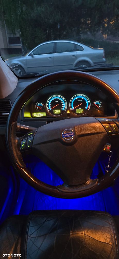 Volvo XC 90 2.4 D5 - 11