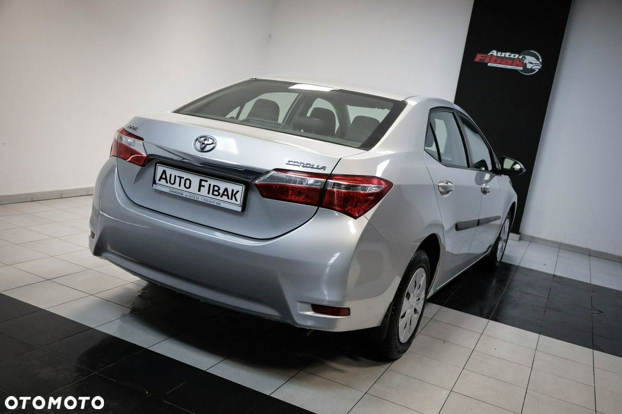 Toyota Corolla - 8