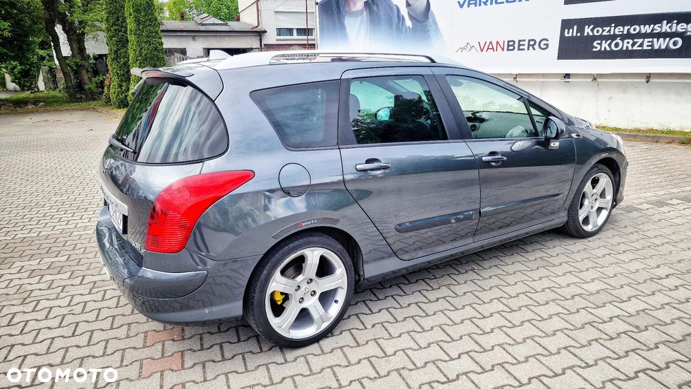 Peugeot 308 - 8