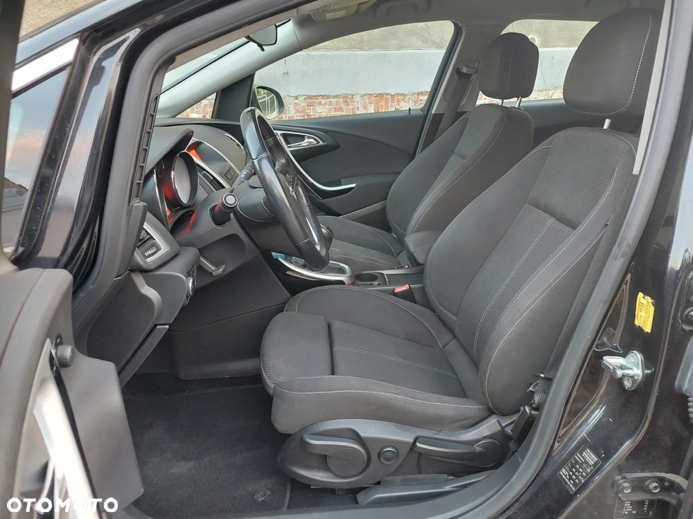 Opel Astra 1.4 Turbo Sports Tourer - 14