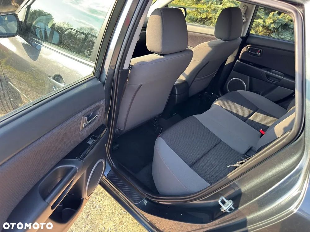 Mazda 3 - 7