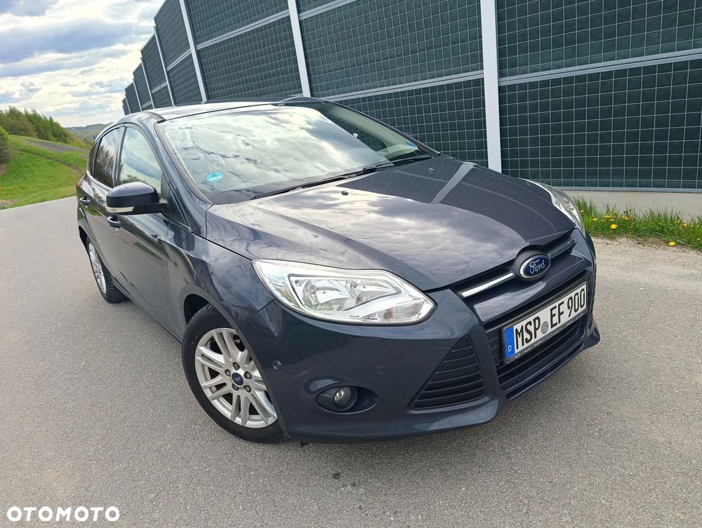 Ford Focus 1.6 TDCi DPF Champions Edition - 6