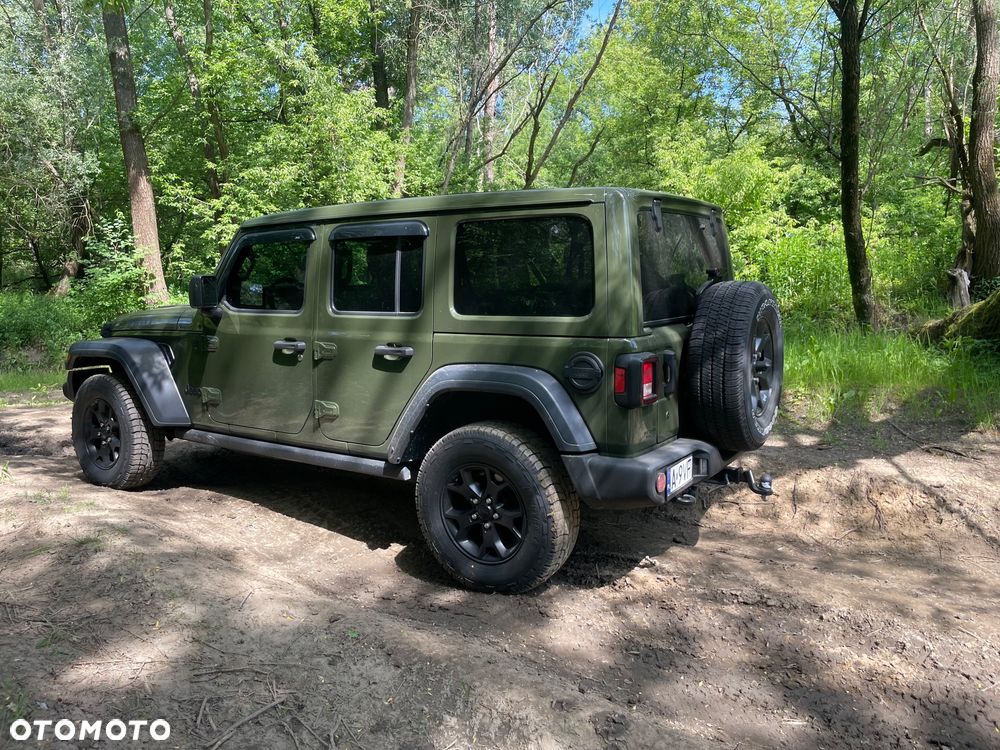 Jeep Wrangler - 4