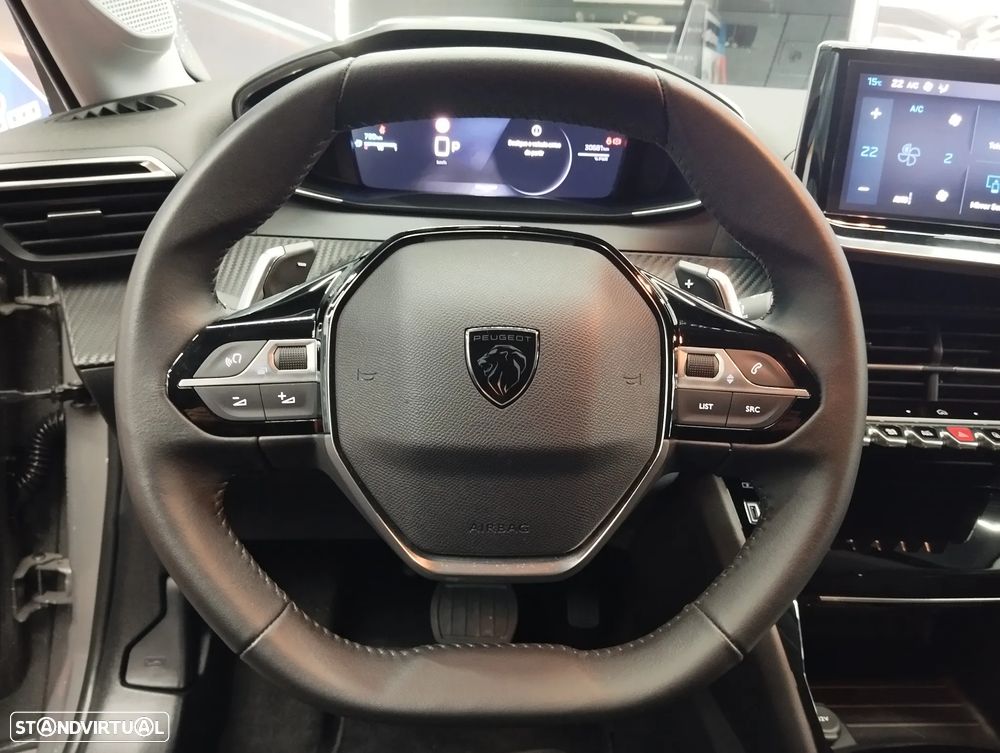 Peugeot 208 1.2 Hybrid Allure e-DCS6 - 19