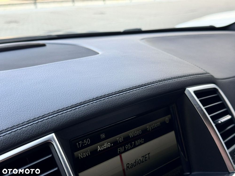 Mercedes-Benz GL 63 AMG 4Matic AMG Speedshift Plus 7G-TRONIC - 33