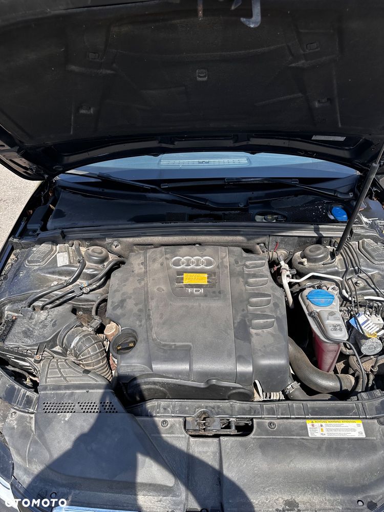 Audi A4 Avant 2.0 TDI DPF Ambiente - 6