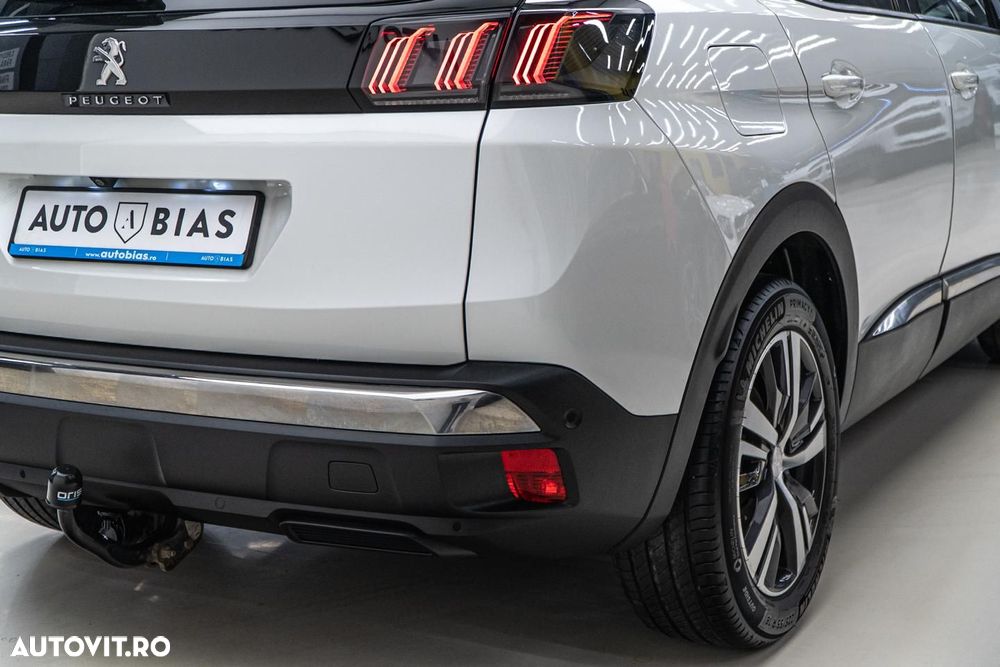 Peugeot 3008 1.2 PureTech 130 BVM6 Allure Pack - 37