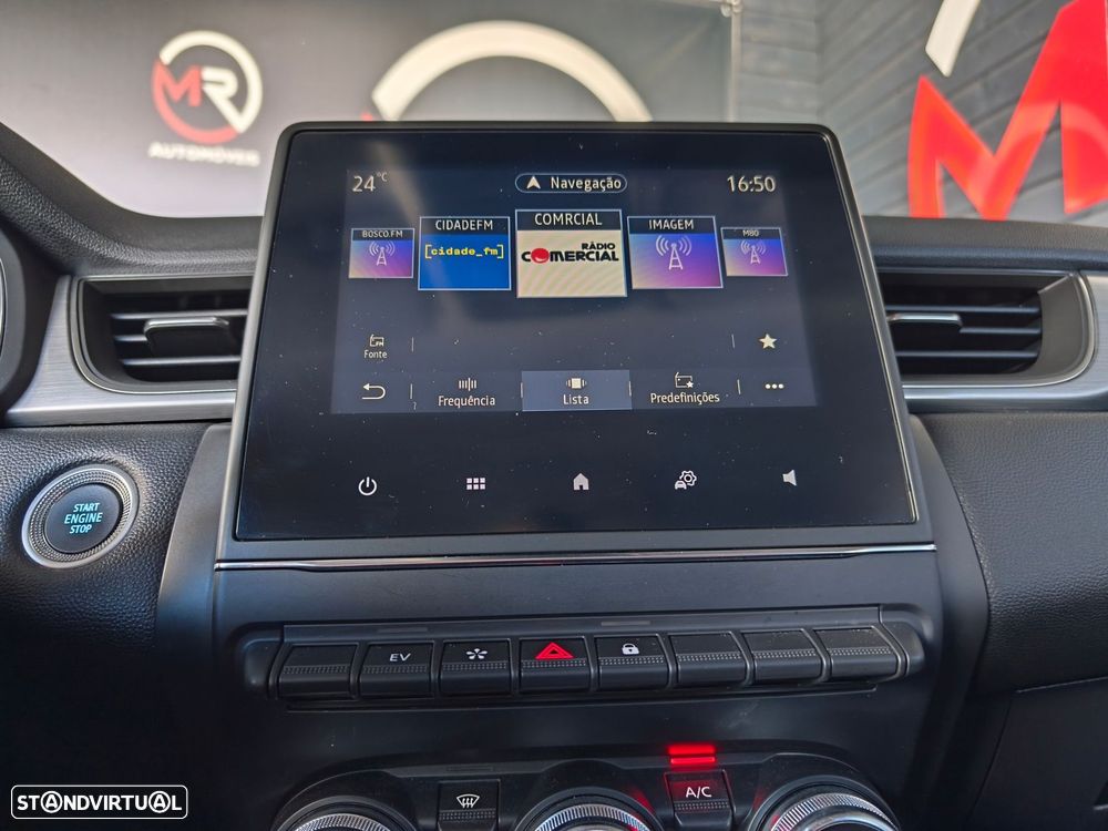 Renault Captur - 21