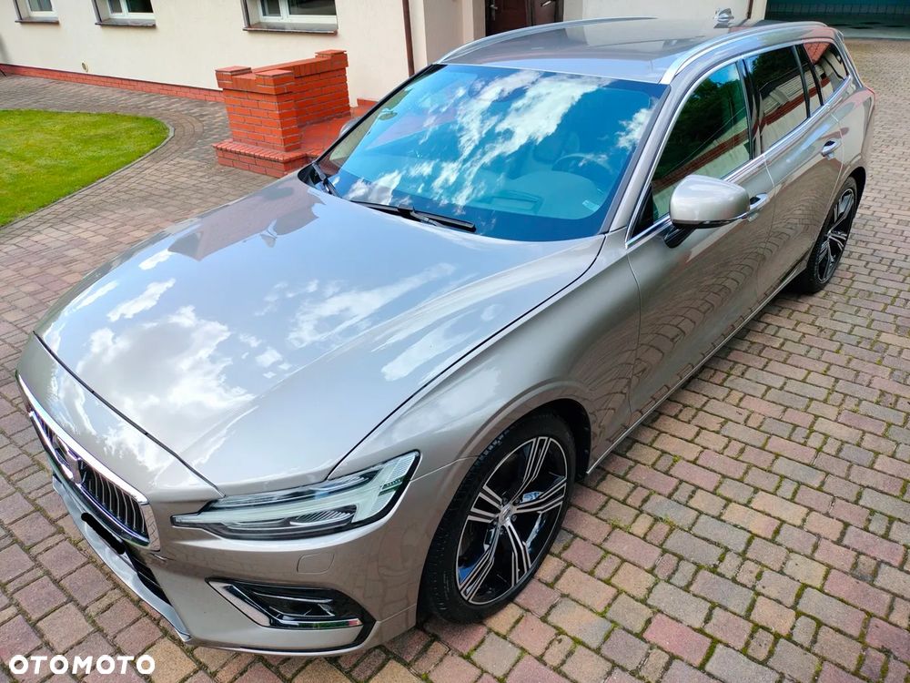 Volvo V60 T6 AWD R-Design - 2